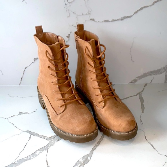 Universal Thread Shoes - Universal Thread - Women’s Ophelia Tan Boot - 7.5